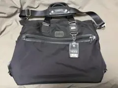 TUMI トートバッグ ブラック（バリスティックナイロン）キャリーバーループ付のサムネイル