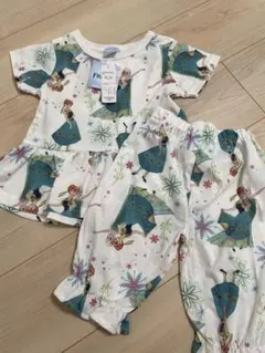 ベビー　キッズ　しまむら　アナ雪　半袖パジャマ　100