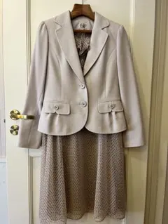 アリスバーリー　ワンピーススーツ