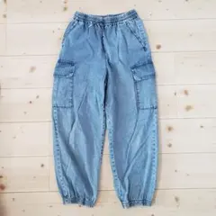 GU デニム カーゴパンツ ロングパンツ Sサイズのサムネイル