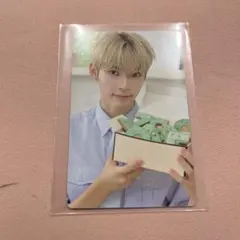 Item thumbnail for item 2e5a2b92-802d-4a8e-aedc-43e5e807c9a8