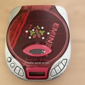 aiwa /アイワ ポータブルCDプレイヤー XP-V320 スケルトンピンク