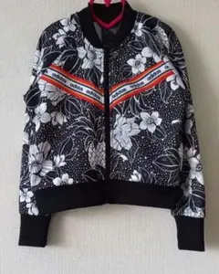 adidas☆フラワー柄☆花柄 ジャケット☆ジャージ☆ブルゾン☆150cm☆美品