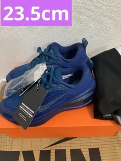 スワロフスキー × ナイキ ウィメンズ ボメロ プラス ブルーフォース
