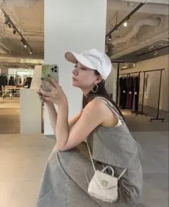 LIBEIRO 鈴木亜美さん着用クロップ半袖Tシャツ グレー(S) - メルカリ