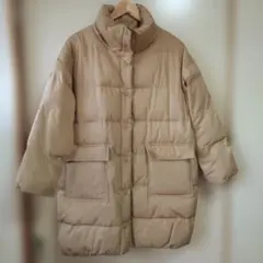 ベージュ ダウンジャケット　中綿コート