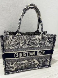 Christian Dior Book Tote スモール バッグのサムネイル