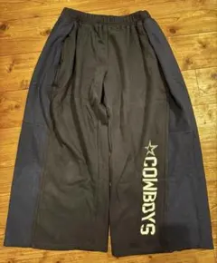 Item thumbnail for item c4d697b4-4af4-4c91-bfa4-d8f2a4a11451