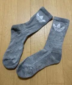 adidas original アディダスオリジナル　ソックス グレー　Y2Kのサムネイル