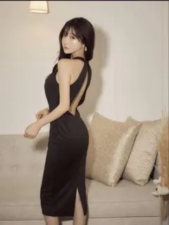 veautt ドレス　バックオープン ブラック タイトドレス