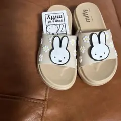 アベイル ミッフィー 70周年 サンダルM①