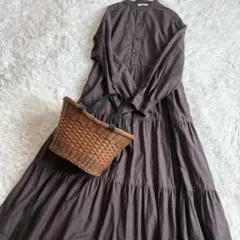 ジムフレックス　バンドカラーティアードワンピース マキシ丈　ブラウン