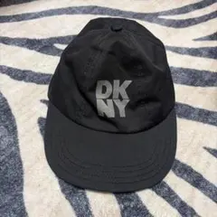90s USA製 DKNY ダナ・キャラン キャップ 56cm