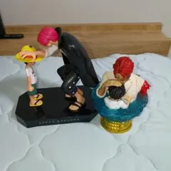 ワンピース　 ルフィ＆シャンクス フィギュア　 2体セット
