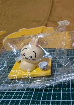 ちいかわ 松屋 鬼辛カレー オリジナルフィギュア うさぎ