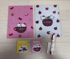 ハローキティ × familiar　クリアファイル　ステッカー　ボールペン　5点