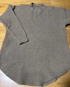 ニットセーター