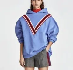 zaraフードパーカー