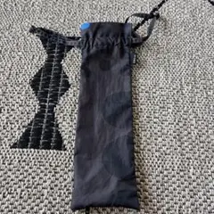 黒 ドット柄 水玉　折りたたみ傘入れ物のサムネイル