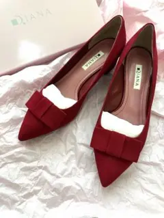 【新品DIANA】赤 スエード リボン パンプス（24.5cm）