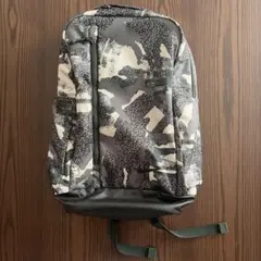 Nike カモフラージュ リュック