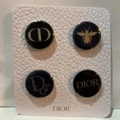 DIORバッチ