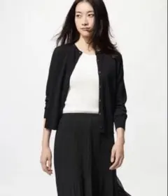 UNIQLO　ユニクロ　UVカットクルーネックカーディガン