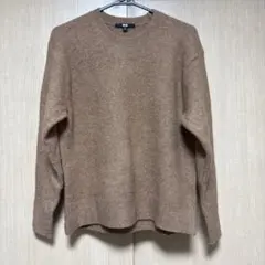 【美品　M】ユニクロ　スフレヤーンクルーネックセーター　ブラウン