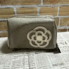 クレイサス ベージュポーチ