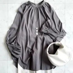 イエナ ブラウス シャツ 洗える ギャザー ボリュームスリーブ カーキグレー