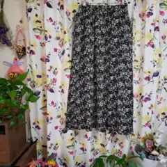※。.:*:サマンサモスモスブルー♪黒白花柄フレアロングスカート※。.:*:・