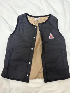 黒 ベスト ボタン付き １１０センチ