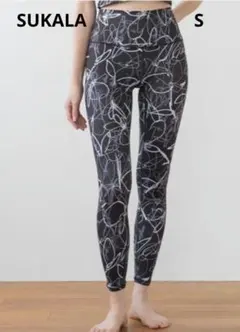 Item thumbnail for item c1ade71d-be1c-4c59-bce6-7b7a470d95b6