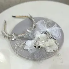 成人式　卒業式　髪飾り　シルバーホワイトパールカチューシャセット