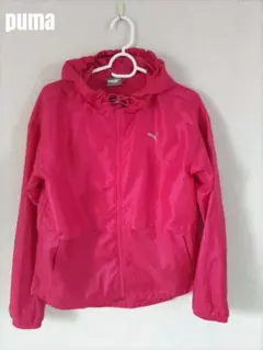 PUMA　プーマ　 ピンク ウィンドブレーカー フード付き