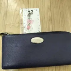 美品FURLA 茄子紺長財布/ハンドメイドキーホルダーサプライズ付き