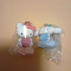 サンリオキャラクターズ　ホイップクリームマスコット　キティ　シナモロール　セット