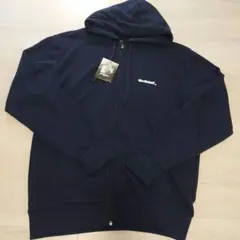新品 パーカー
