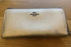 COACH ゴールドレザー長財布のサムネイル