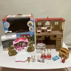 はじめてのシルバニアファミリー その他家具セットや馬車や人形等色々