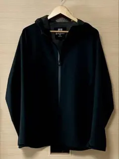UNIQLO ブロックテックパーカ ブラック
