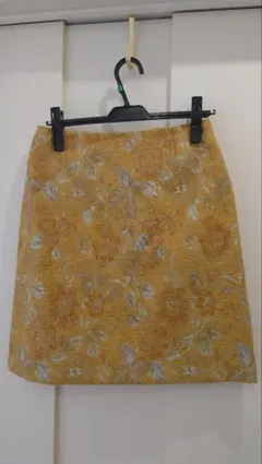 NATURALBEAUTYBASIC スカート　膝丈スカート