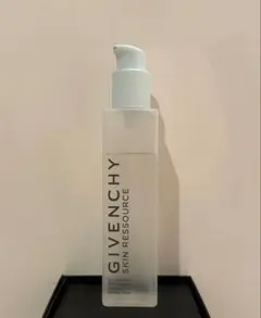 GIVENCHY(ジバンシィ) クレンジングウォーター 200mlのサムネイル