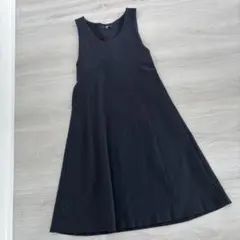 UNIQLO ブラック ジャージーノースリーブワンピース S