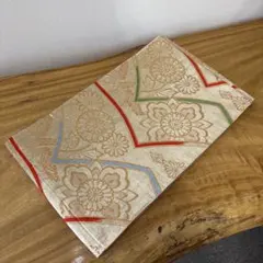 Item thumbnail for item f216dc75-0509-488d-b79c-19f4a5c5141b