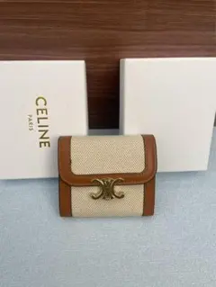CELINE 三つ折り財布 ホワイト/ブラウン - メルカリ