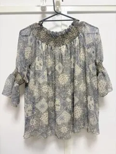 スパイラルガール　柄　オフショル　シフォン　トップス