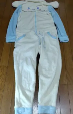 シナモロール　着ぐるみパジャマMサイズ