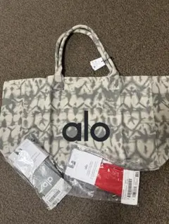 正規品Alo Yoga トートバッグ ソックス2点