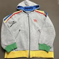 adidas パーカー 130cm